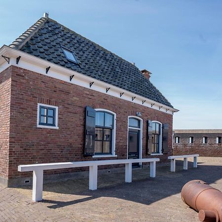 Fortwachterswoning 赫伊斯代嫩 外观 照片