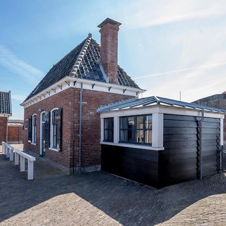 Fortwachterswoning 赫伊斯代嫩 外观 照片
